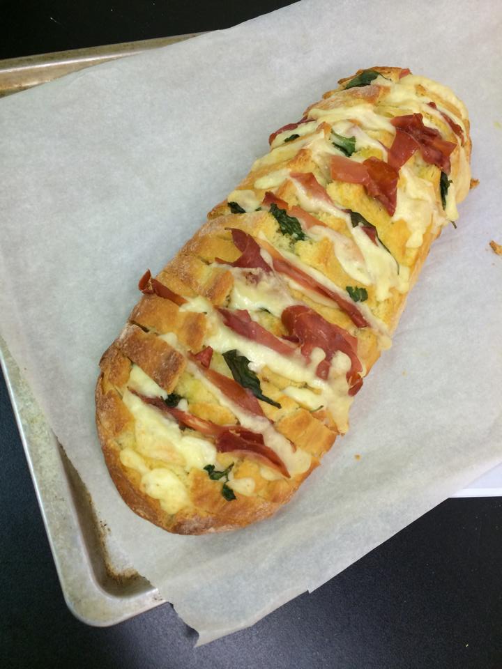 11252761_855199421213240_5571165225878140018_n